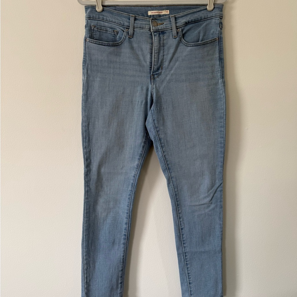 Levi’s 311 Shaping Skinny Jeans Women’s 30 Light Wash Mid Rise Stretch Denim